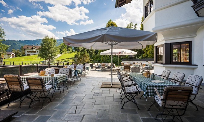 Groebming Cottage | Double room with shower or bath, WC - Landhaus St. Georg