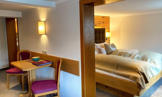 Riezlern Apartment | Double room with shower, WC, No. 3 - Gatterhof - Family Malzer