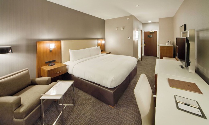 Nanuet Hotel | DoubleTree by Hilton Hotel Nanuet