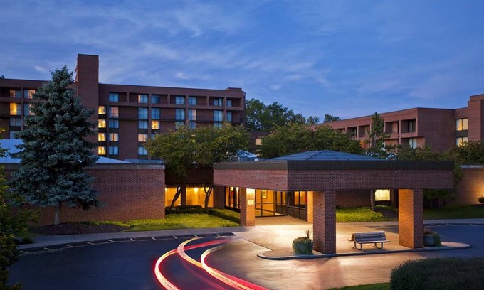 East Syracuse Hotel | DoubleTree by Hilton Syracuse