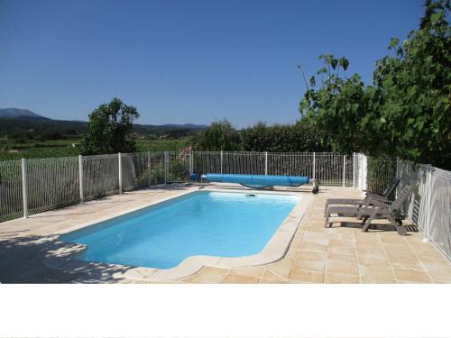 Les Ollieres-sur-Eyrieux Apartment | Douceur Di'vignes - Appt avec piscine