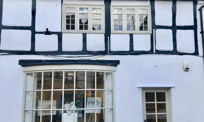 Winchcombe Cottage | Dove Cottage beautifully restored Tudor cottage sleeps 6 or 7