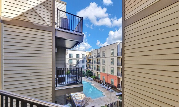 Civil Rights Historic District Apartment | Downtown convenient to UAB Hospital Regions Field and Railroad Park