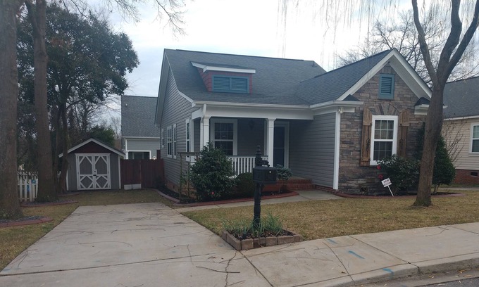 Judson House | Downtown family-style