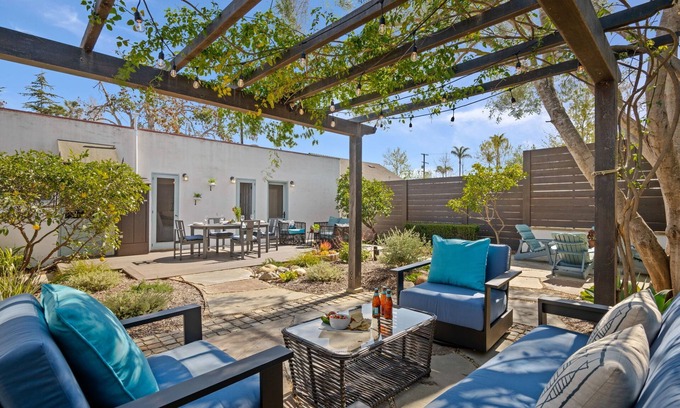 Santa Barbara House | Downtown SB Cottage! Charming Cozy and Recently Remodeled