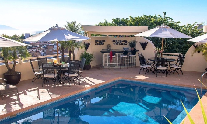 Downtown Puerto Vallarta Villa | DOWNTOWN VILLA AMAZING VIEWS FULL STAFF - 6 BD