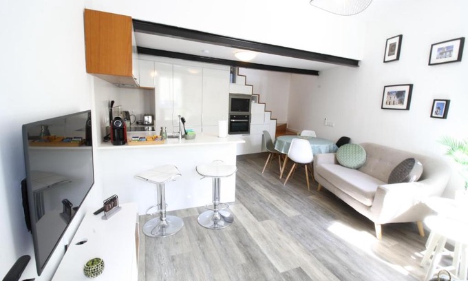 Se House | Downtown Villa