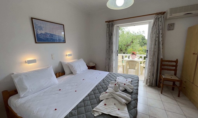 Drosia Apartment | dragonas-diam-1 in Zante