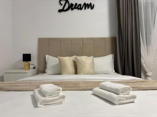 Bistrita Apartment | Dream - Hotel Experience with ExtraSpace, QuietArea, Balcony, FreeParking