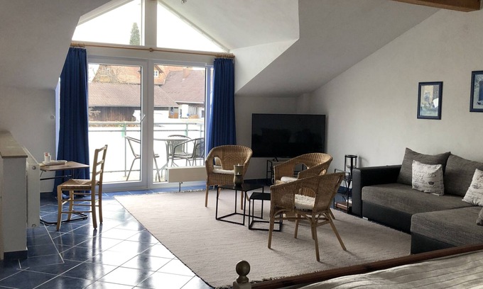 Mollenberg House | Dream House in an idyllic location on a small pond near Lindau/Bodensee