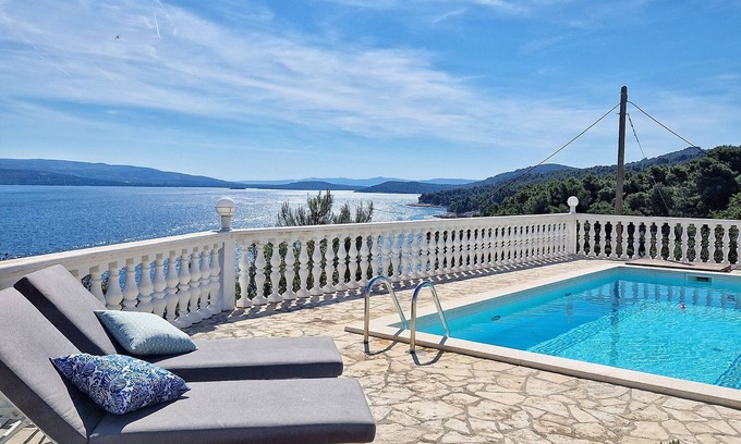 Stomorska Villa | DREAM VILLA island Solta Croatia/Split with OWN POOL & SEA VIEW.