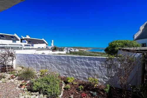 Paternoster Apartment | Dreamcatcher Thyme