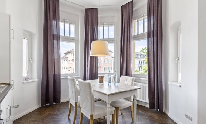 Outer Neustadt Apartment | Dresden Neustadt Apartments August