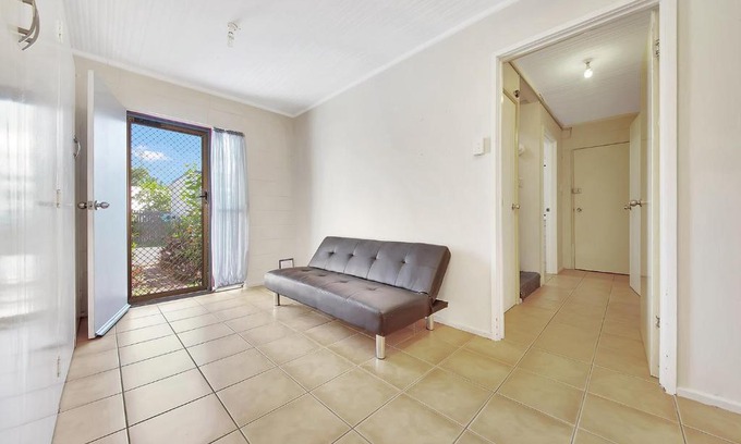 Yeppoon Apartment | Driftwood on the beach 2 bedroom unit