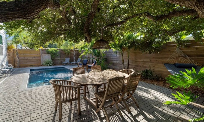 Vilano Beach House | Driftwood Retreat-Brand New 4 Bedroom Pool Home