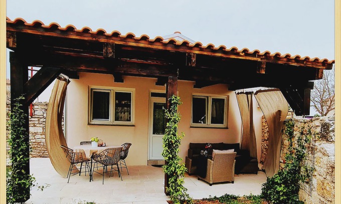 Bale Apartment | Dulcis Domus Apartment