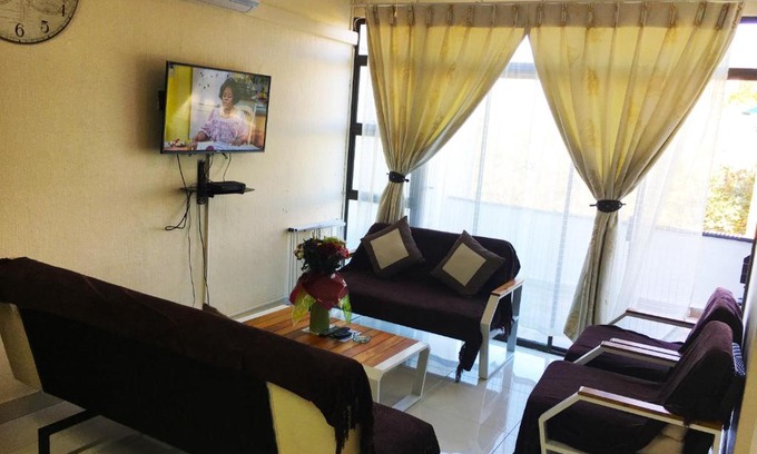 Manaba Beach Apartment | Dumela Margate Flat No 9