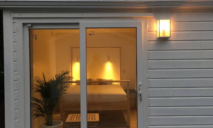 Dunmore East RV Rental | Dunmore East Glamping Cabins