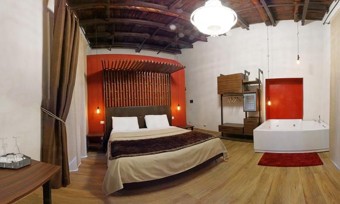 Naples City Centre Bed & Breakfast | Duomo Luxury Suites