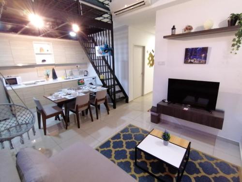 Shah Alam Apartment | Duplex 3R2B Condo with lots of entertainments around!