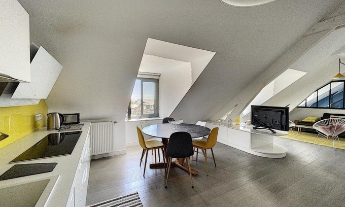 Granville Apartment | Duplex de standing en centre-ville avec parking, proche port et plage - FR-1-361-377