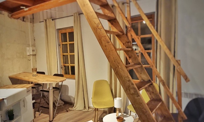 Arles City Centre Apartment | Duplex in the historic heart of Arles