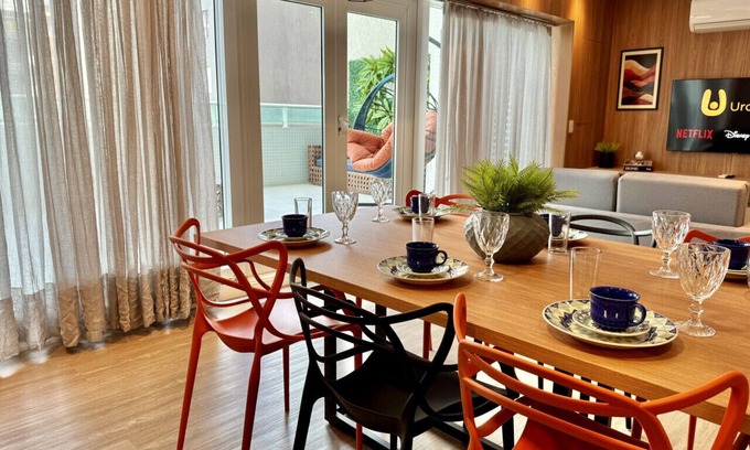 Matriz Apartment | Duplex Incrível, 2 Quartos, varanda, 2 vagas Batel