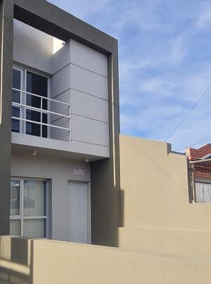 Trelew House | Duplex Portugal Tw