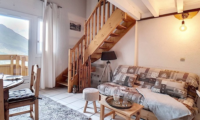 Les Bruyeres Apartment | Duplex Studio, Direct Access to Slopes, Balcony, Sleeps 4