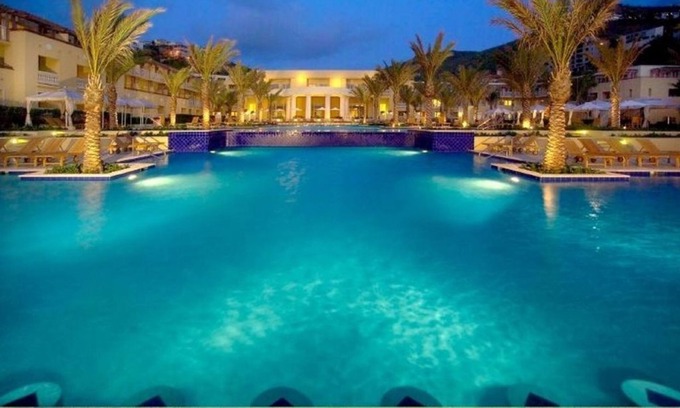 Dawn Beach Estates Condo | Dutch side of Saint Marteen (St. Martin), Beautiful condo. Sleeps 8. BD3. BT 2n