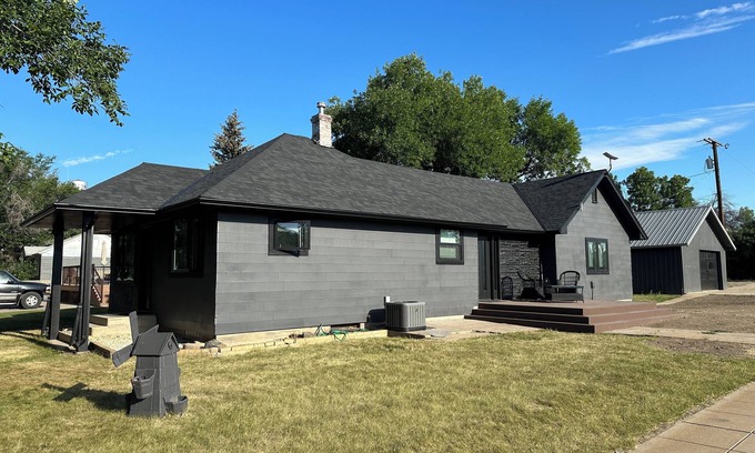 Dutton House | Dutton MT 1/4 Mile off I-15. Hunt/Fish/Ski