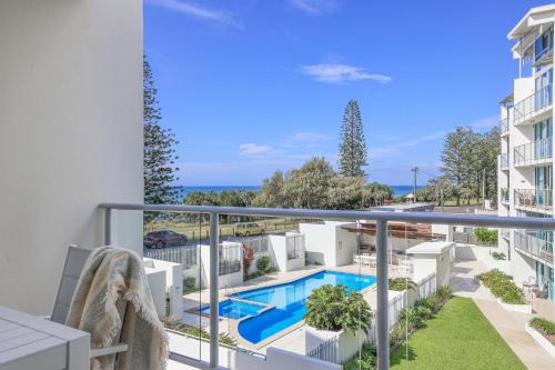 Bargara Apartment | Dwell 40, Oceanfront Apartment