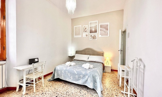 Finalborgo Apartment | Dwelling Concept Art and holiday home Free parking