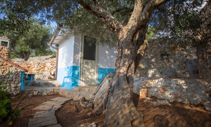 Tiggiano House | Dwelling ideal for couple sea view surrounded by greenery with double terrace panora