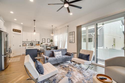 Eagle Point House | Eagle Point Golf Retreat Pool Access and Patio!