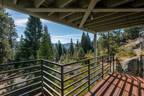Lakeshore Apartment | Eagle's Landing Condo 71