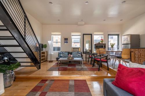 Ukrainian Village Apartment | East Village Townhouse