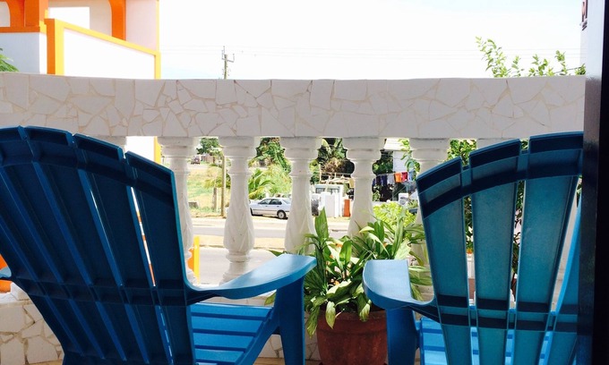 Belize City Hotel | Easy Inn