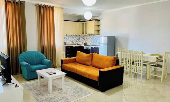 Mbrostar-Urë Condo | EasyTrip Family 2+1 Apartmt City Center 417G