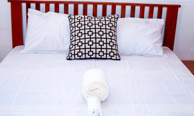 Mbezi Beach House | EAZY BREEZY BACKPACKERS 3 Bedrooms House