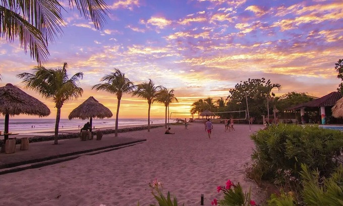 Playa Colorado Apartment | Eco Casita Azul Golf View 5 min to the beach in Hacienda Iguana