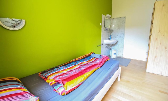 Rudolfsheim-Funfhaus Apartment | Economic Studio 1P BS