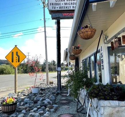 Reedsport Hotel | Economy Inn