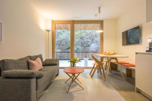 Flims Apartment | Edelweiss Ferienwohnung, Stenna Flims