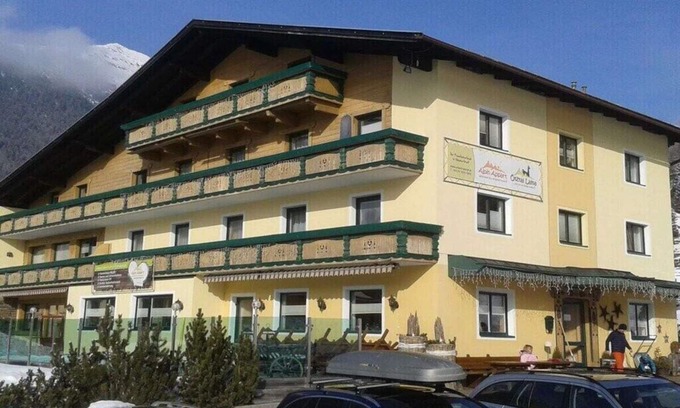 Niederthai House | Edelweiss | Riding stable Alpine Appart