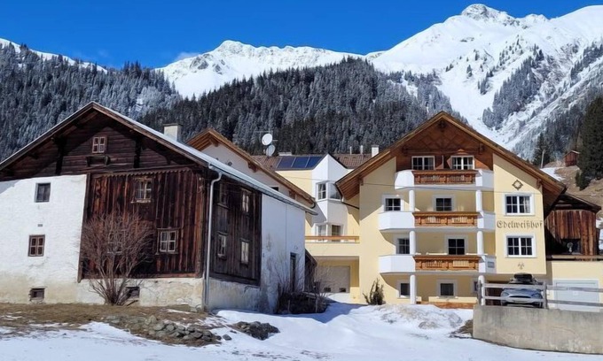 Mathon Apartment | Edelweißhof by Interhome