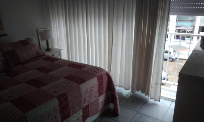 Peninsula Apartment | Edificio kennedy