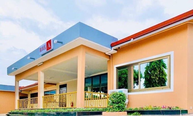Teshie House | Edwin, A lovely One bedroom apartment with parking