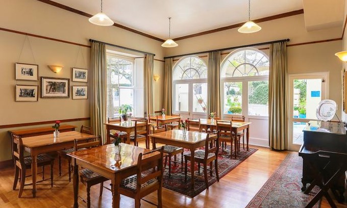 Stellenbosch Central Hotel | Eendracht Hotel