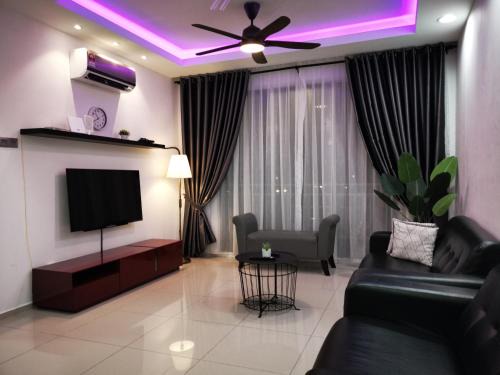 Sepang Apartment | Ehsan Residence POOLVIEW + WIFI @ KLIA-SEPANG-NILAI